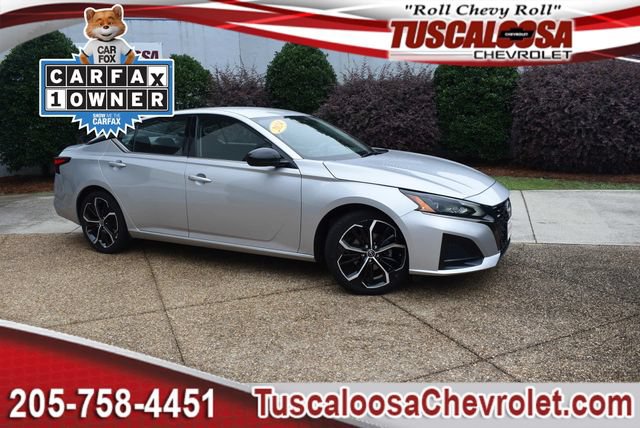 Used 2024 Nissan Altima 2.5 SR FWD image 1