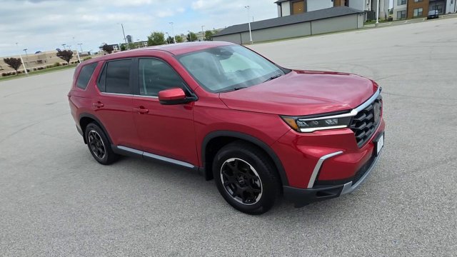 Certified 2025 Honda Pilot EX-L image 3