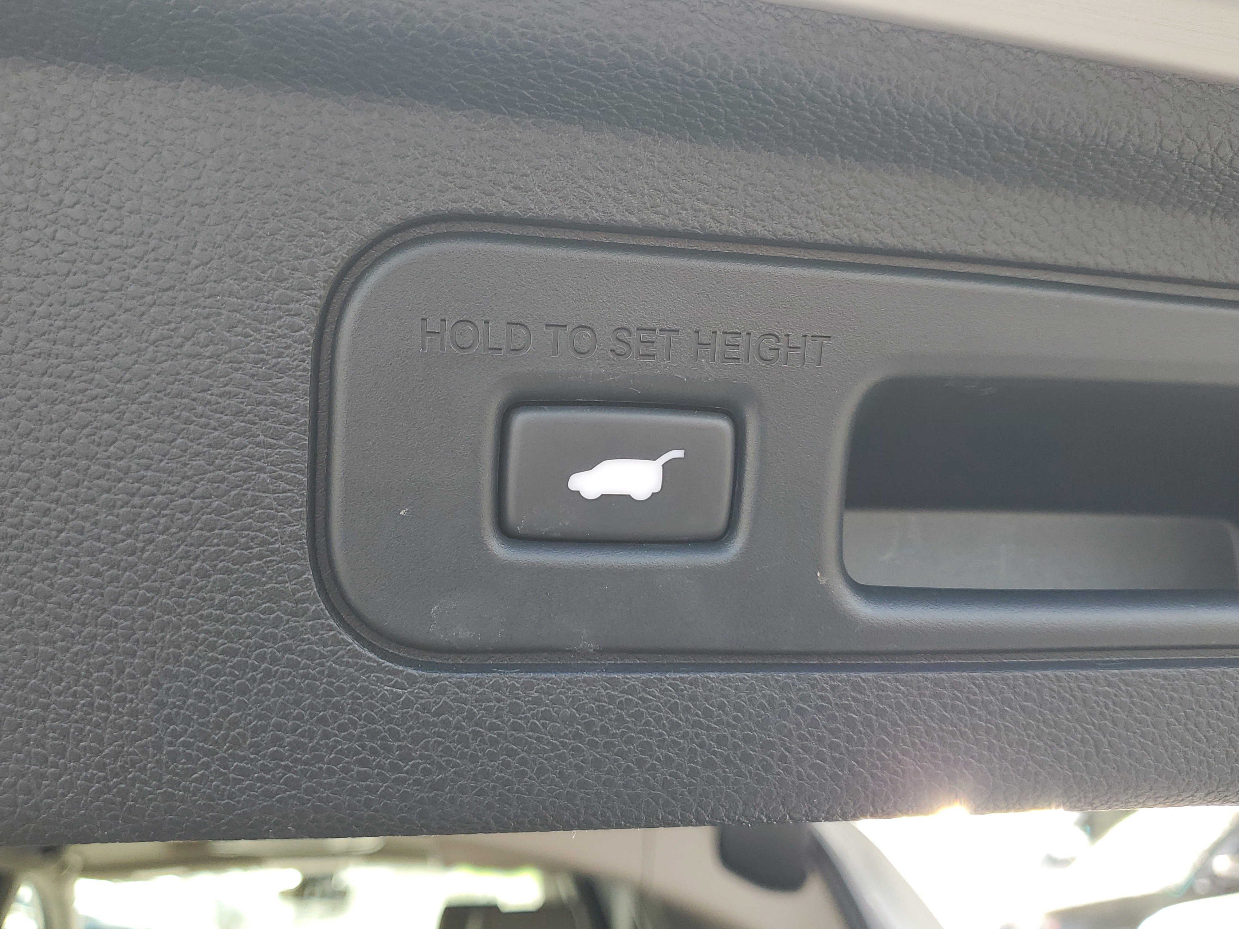 Used 2023 Honda Odyssey Elite image 11