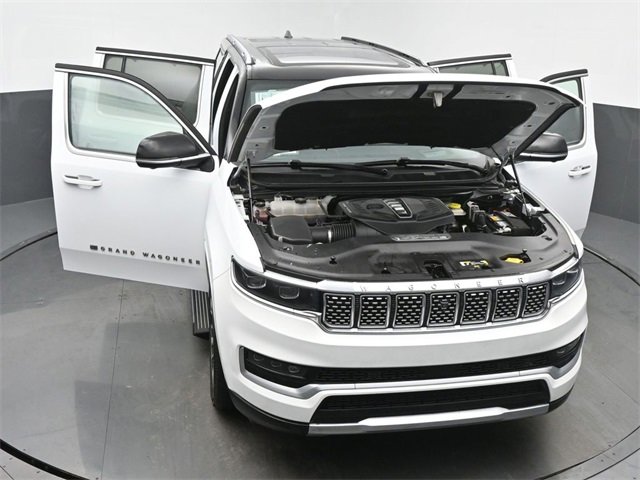 Used 2024 Jeep Grand Wagoneer L Series III image 64