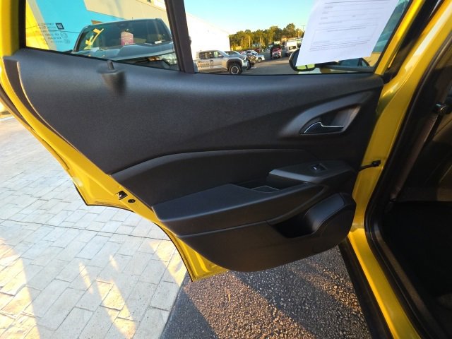 Used 2024 Chevrolet Trax RS w/ Driver Confidence Package image 26