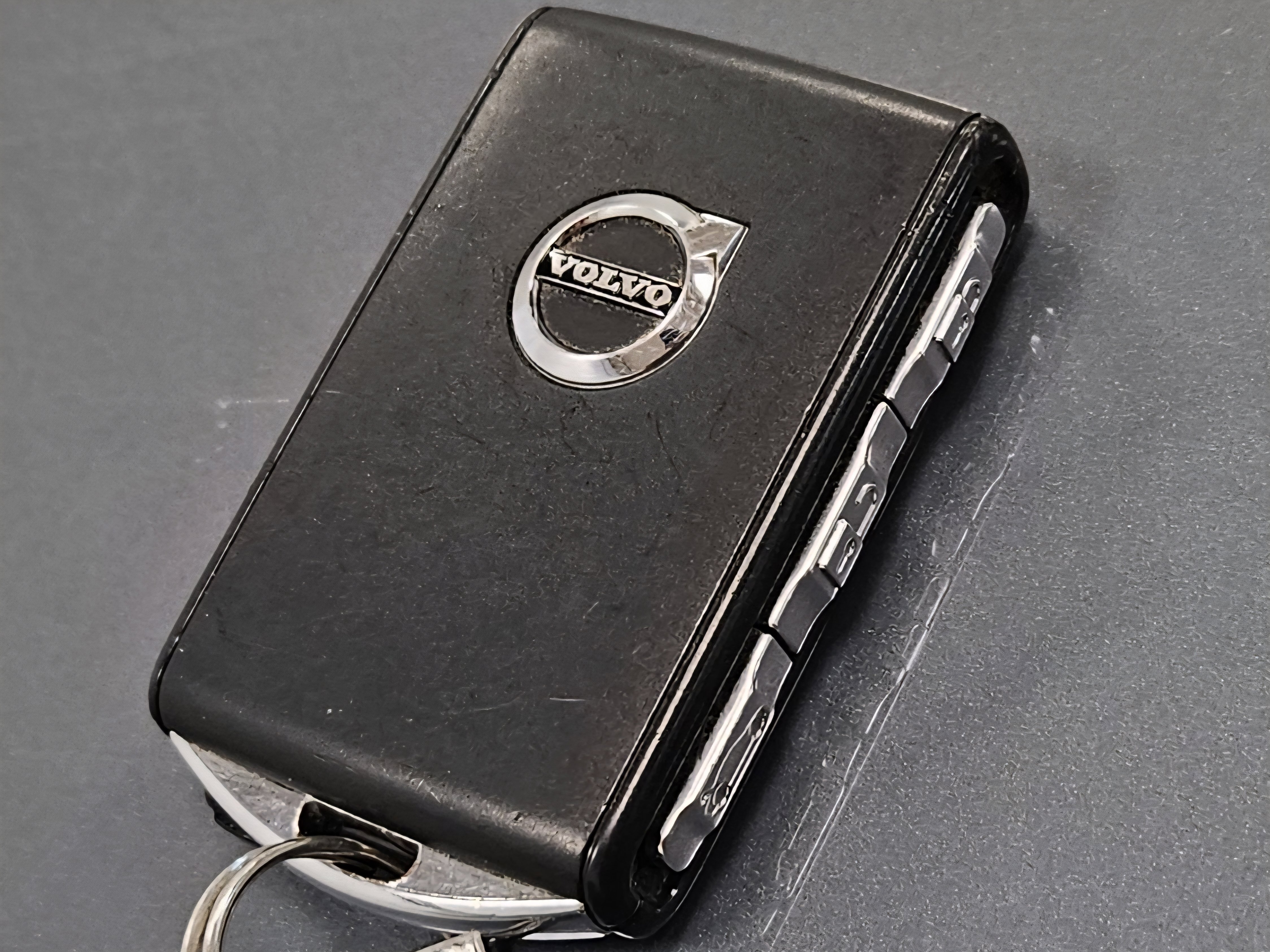 Used 2024 Volvo S60 B5 Ultimate image 44