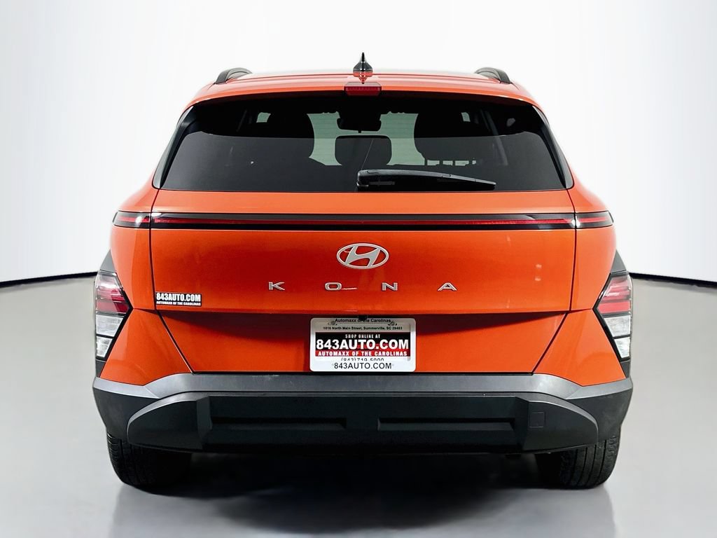 Used 2024 Hyundai Kona SEL FWD image 6