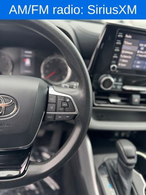 Used 2020 Toyota Highlander L AWD/4WD image 17