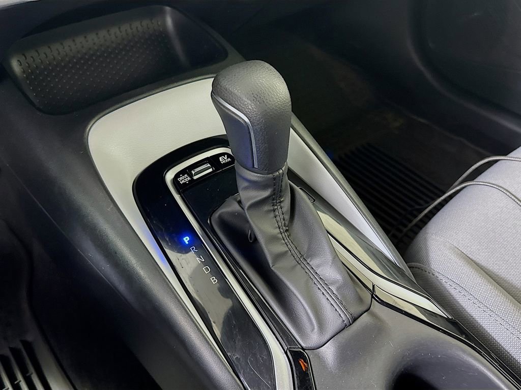 Used 2025 Toyota Corolla SE w/ Convenience Package image 16