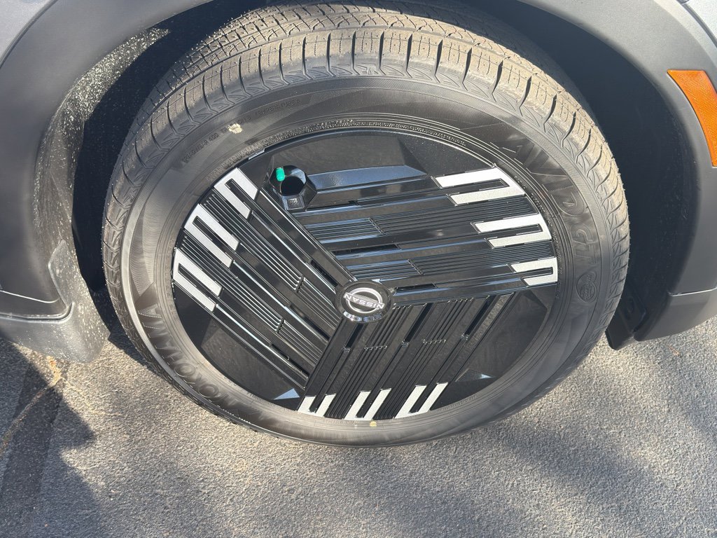 New 2026 Nissan Leaf S+ w/ Floor Mat Package (S+) image 9