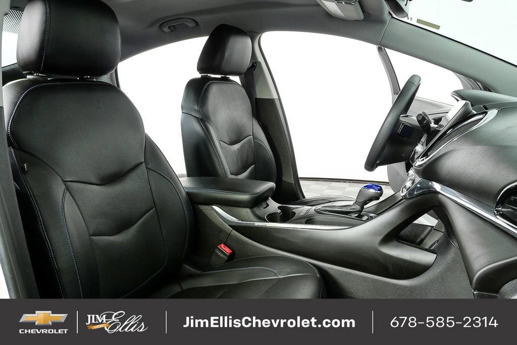 Used 2017 Chevrolet Volt Premier w/ Driver Confidence II Package image 23