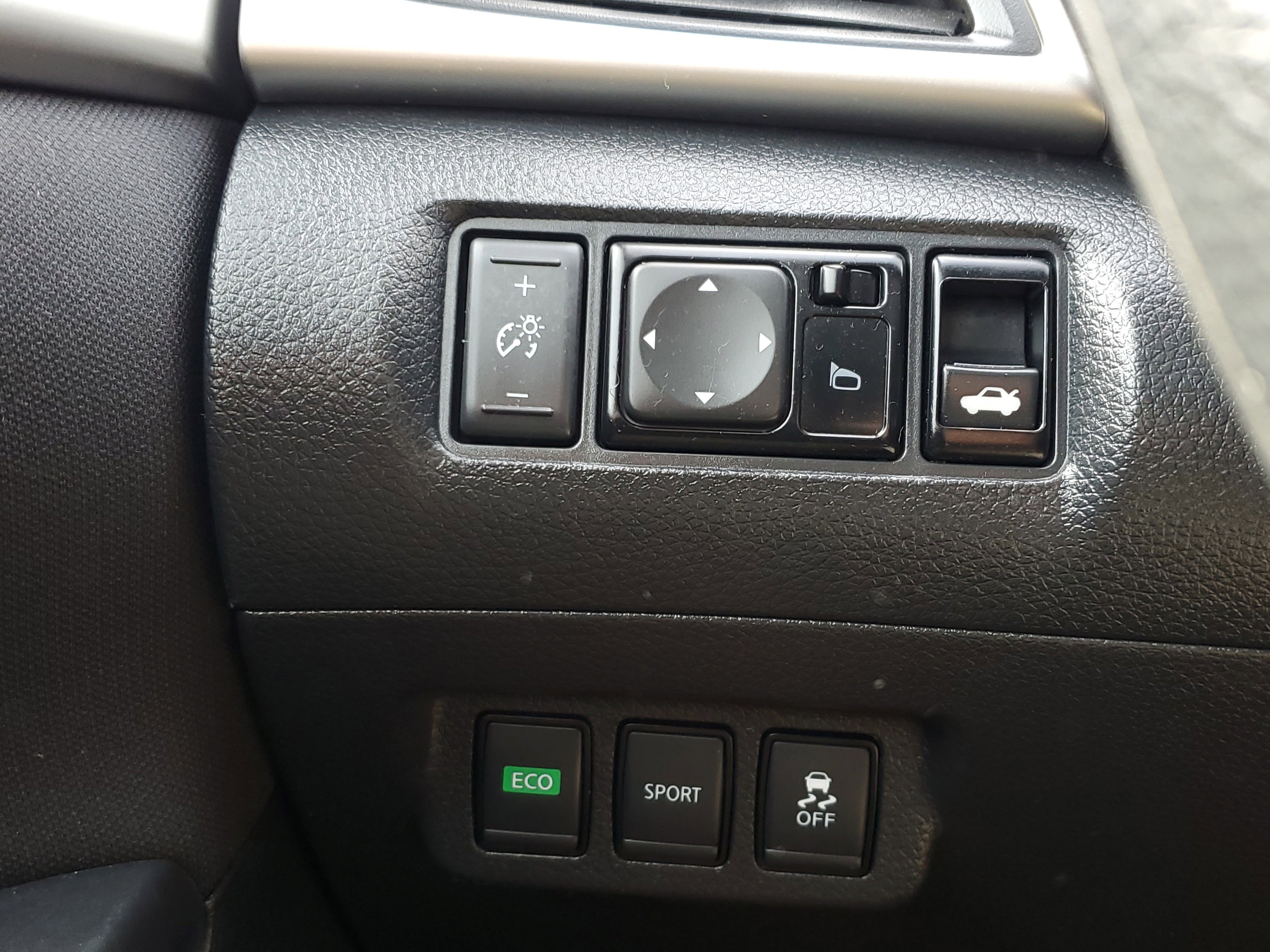 Used 2017 Nissan Sentra S FWD image 24