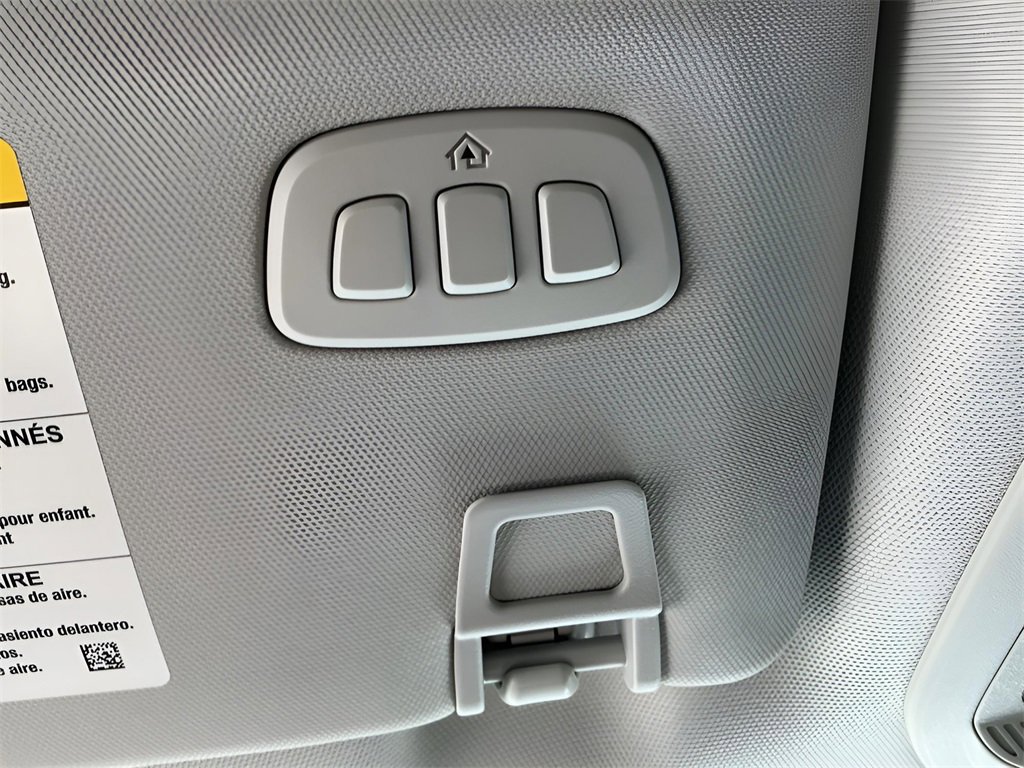 Used 2025 Ford Mustang Mach-E Select image 39