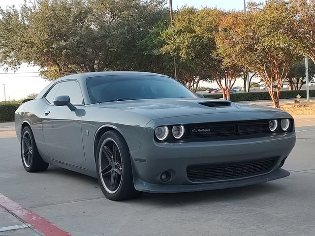 Used 2023 Dodge Challenger R/T Scat Pack RWD image 1