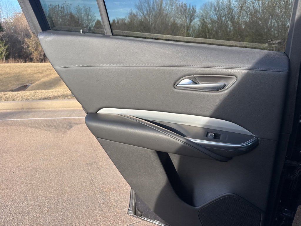 Used 2022 Cadillac XT4 Premium Luxury w/ Enhanced Visibility Package image 35