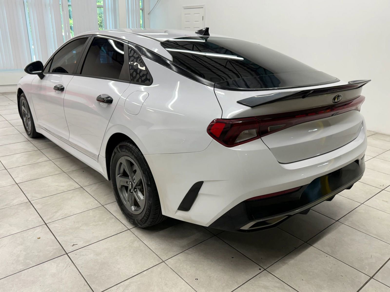 Used 2021 Kia K5 LXS FWD image 7
