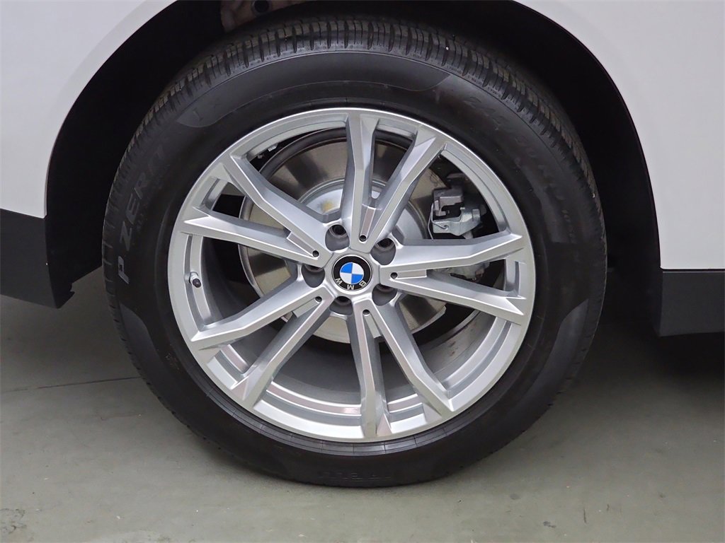 Used 2025 BMW X3 xDrive30i w/ Premium Package image 34