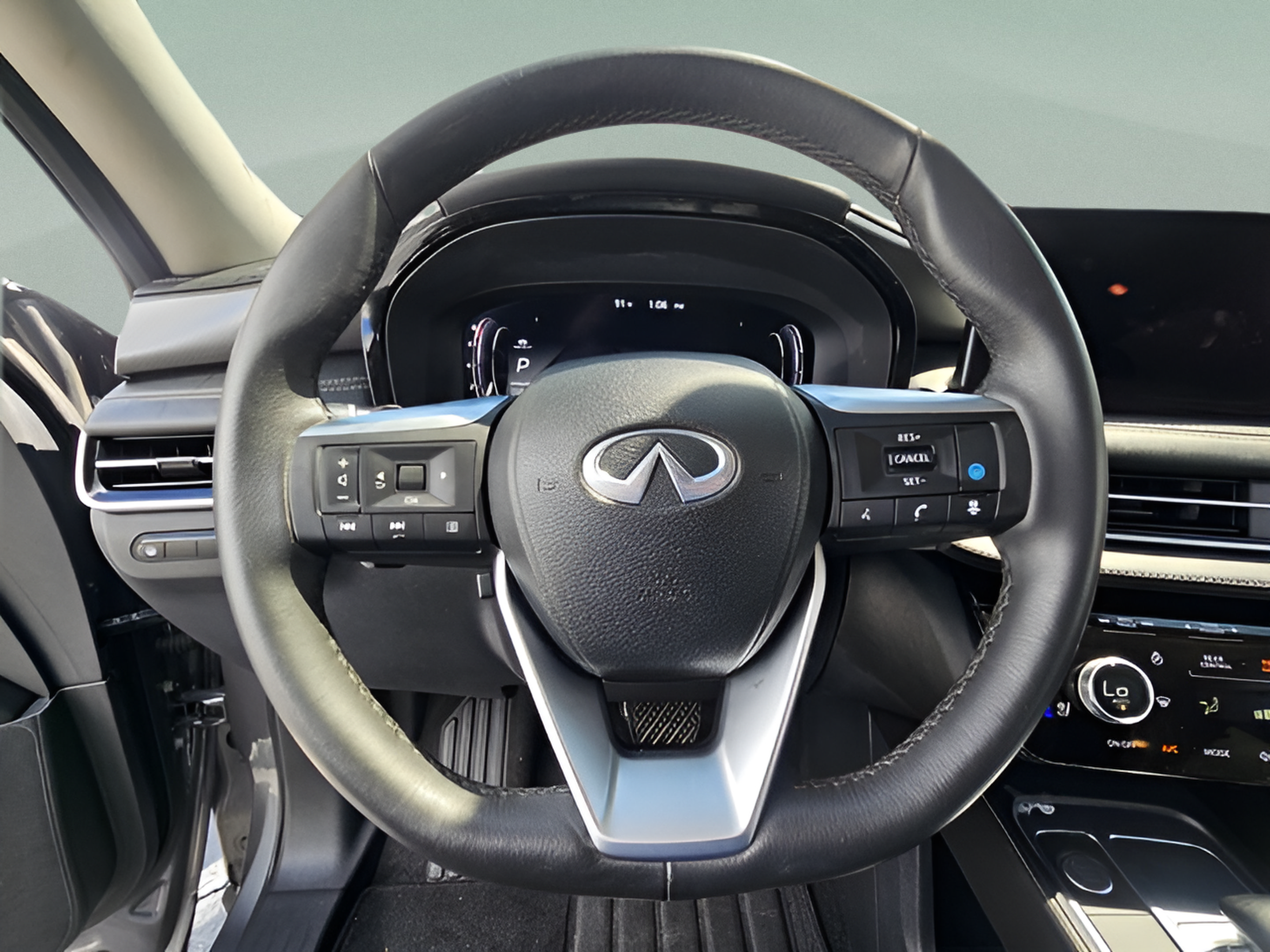 Used 2022 INFINITI QX60 Luxe w/ Cargo Package FWD image 20
