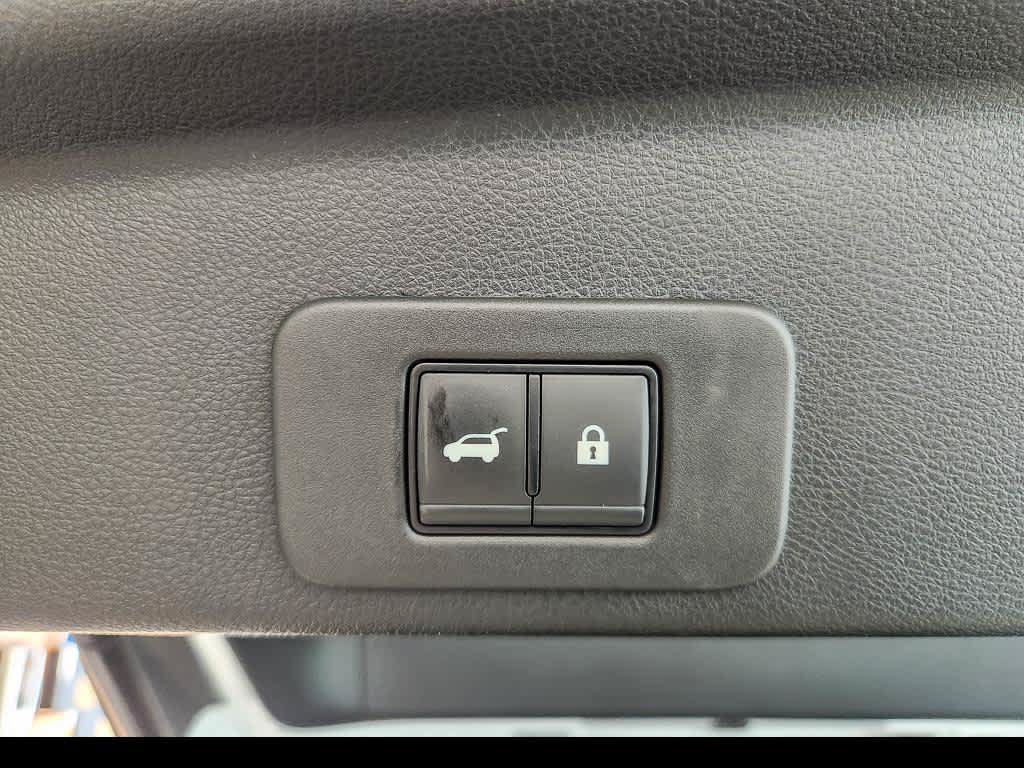 Used 2025 Nissan Murano SV AWD/4WD image 22
