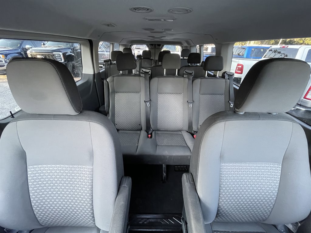 Used 2022 Ford Transit 350 XLT image 6