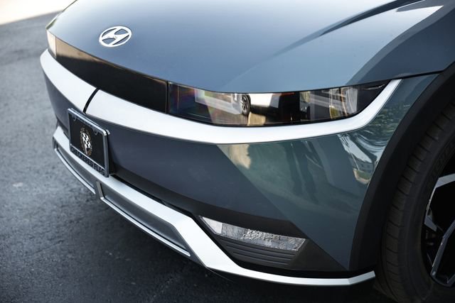 Used 2023 Hyundai Ioniq 5 SE RWD image 12