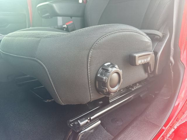 Used 2022 Jeep Gladiator Sport AWD/4WD image 14