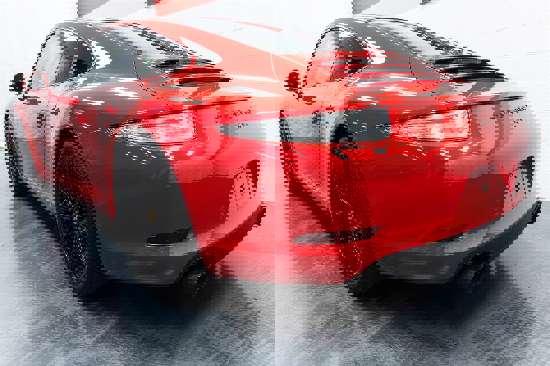 Used 2015 Porsche 911 Carrera image 11