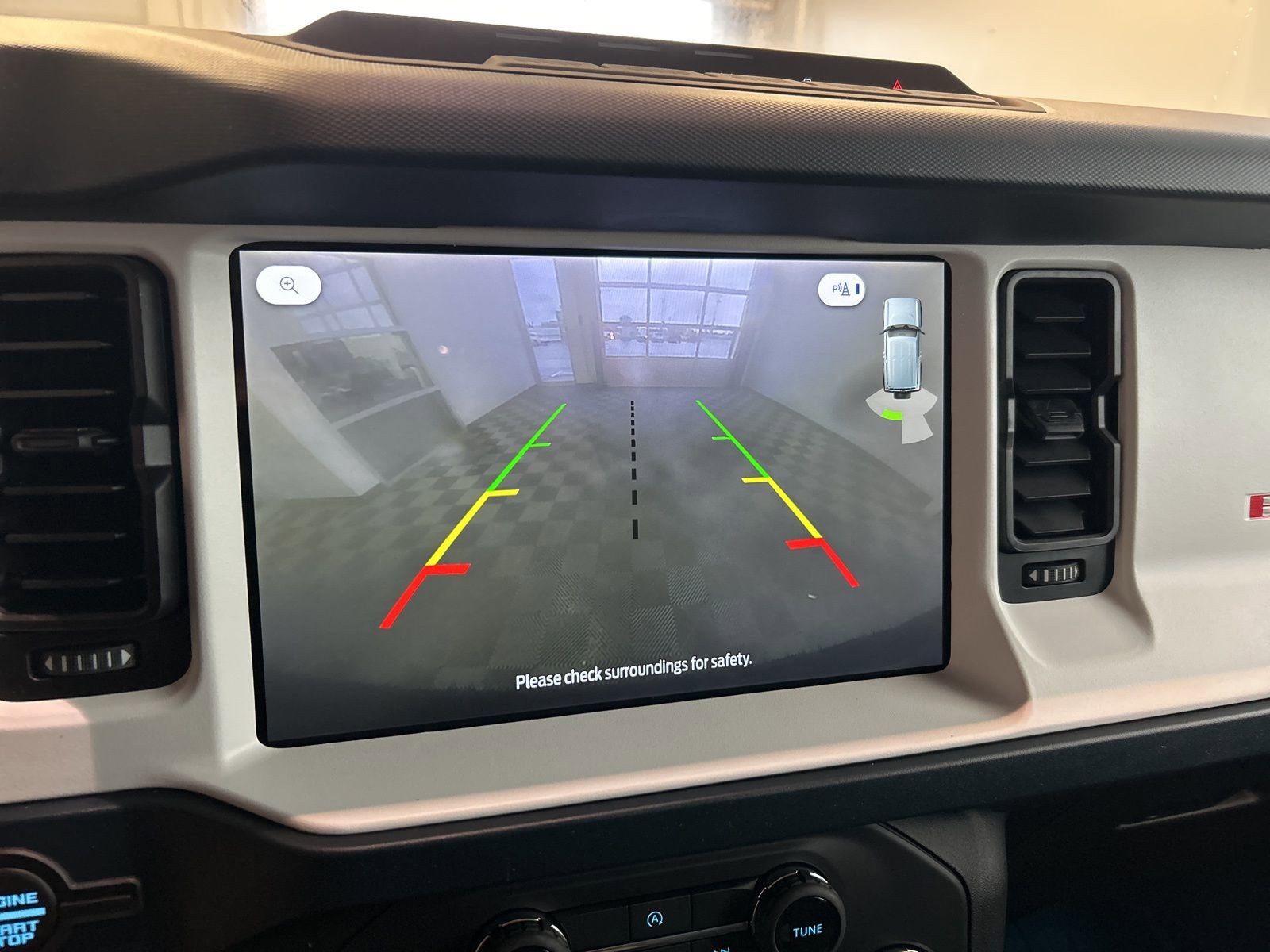 New 2025 Ford Bronco Heritage Edition image 30