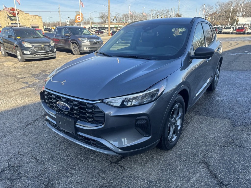 Used 2024 Ford Escape ST-Line w/ Tech Pack #1 image 3