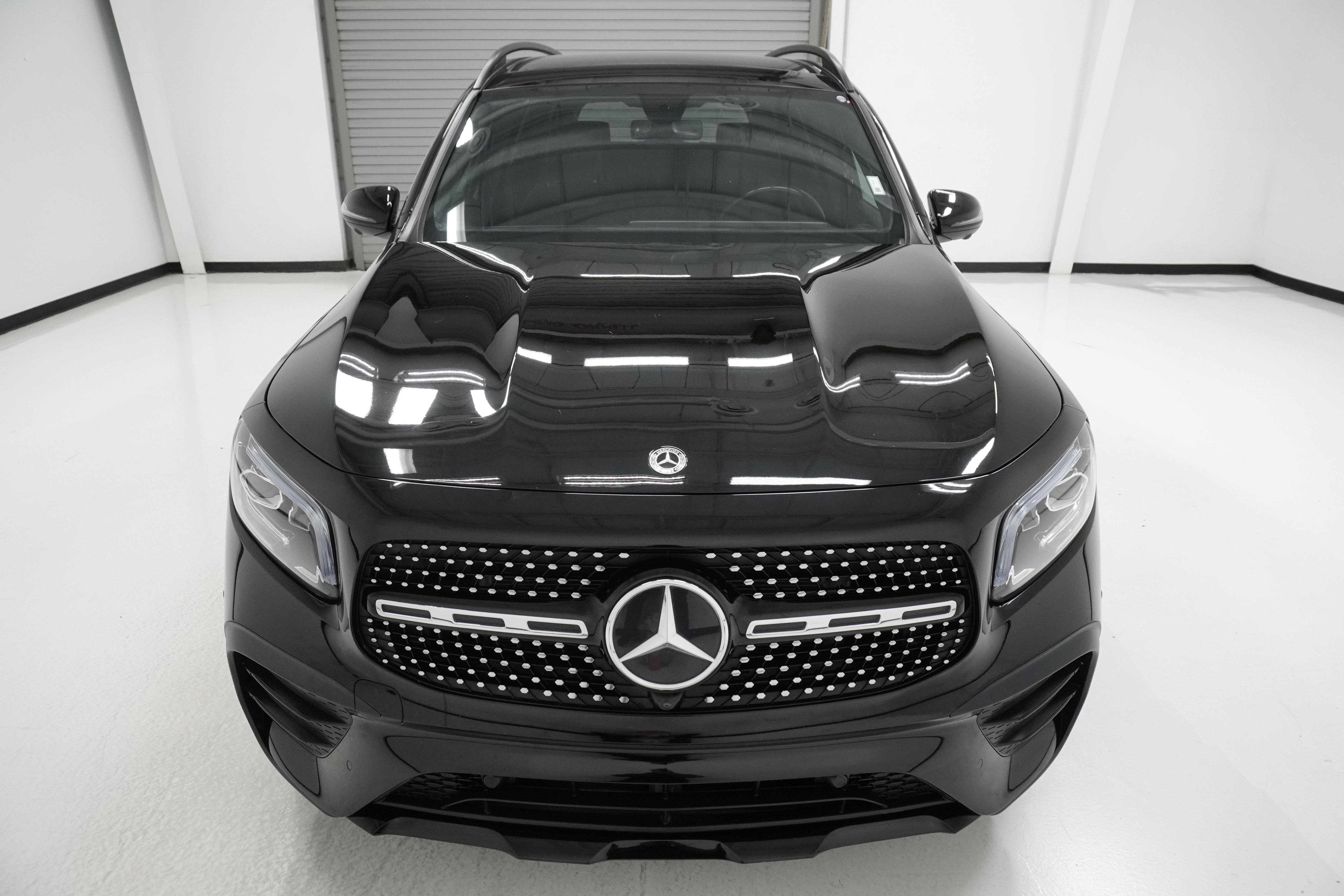 Used 2022 Mercedes-Benz GLB 250 image 2