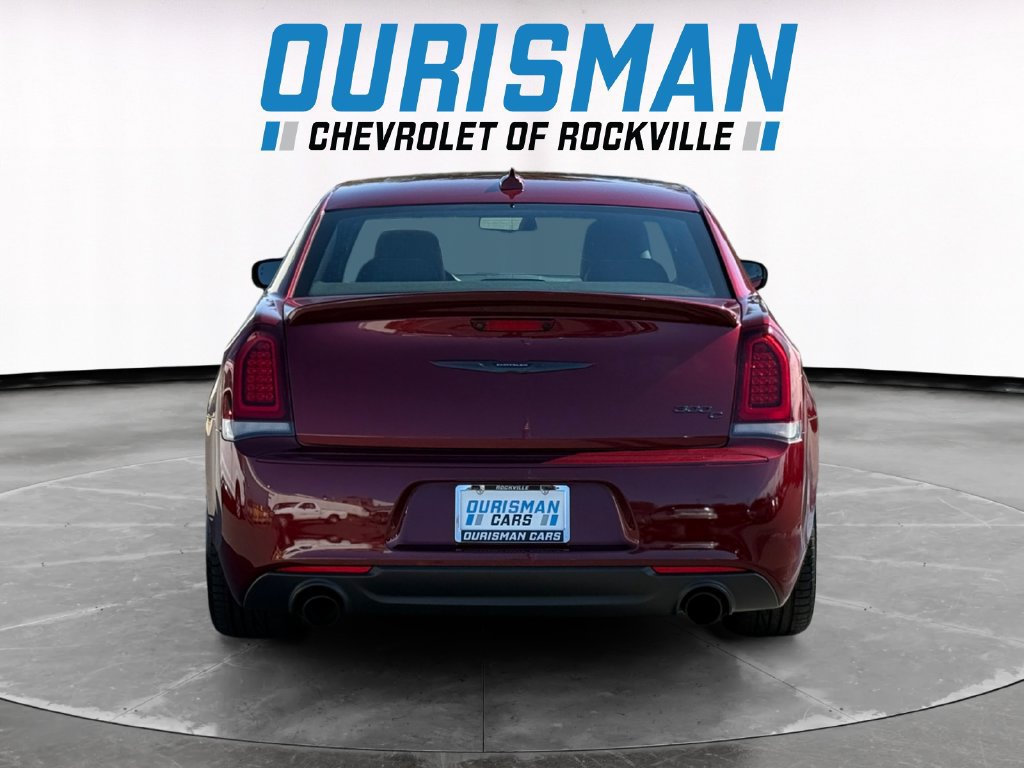 Used 2023 Chrysler 300 C RWD image 5