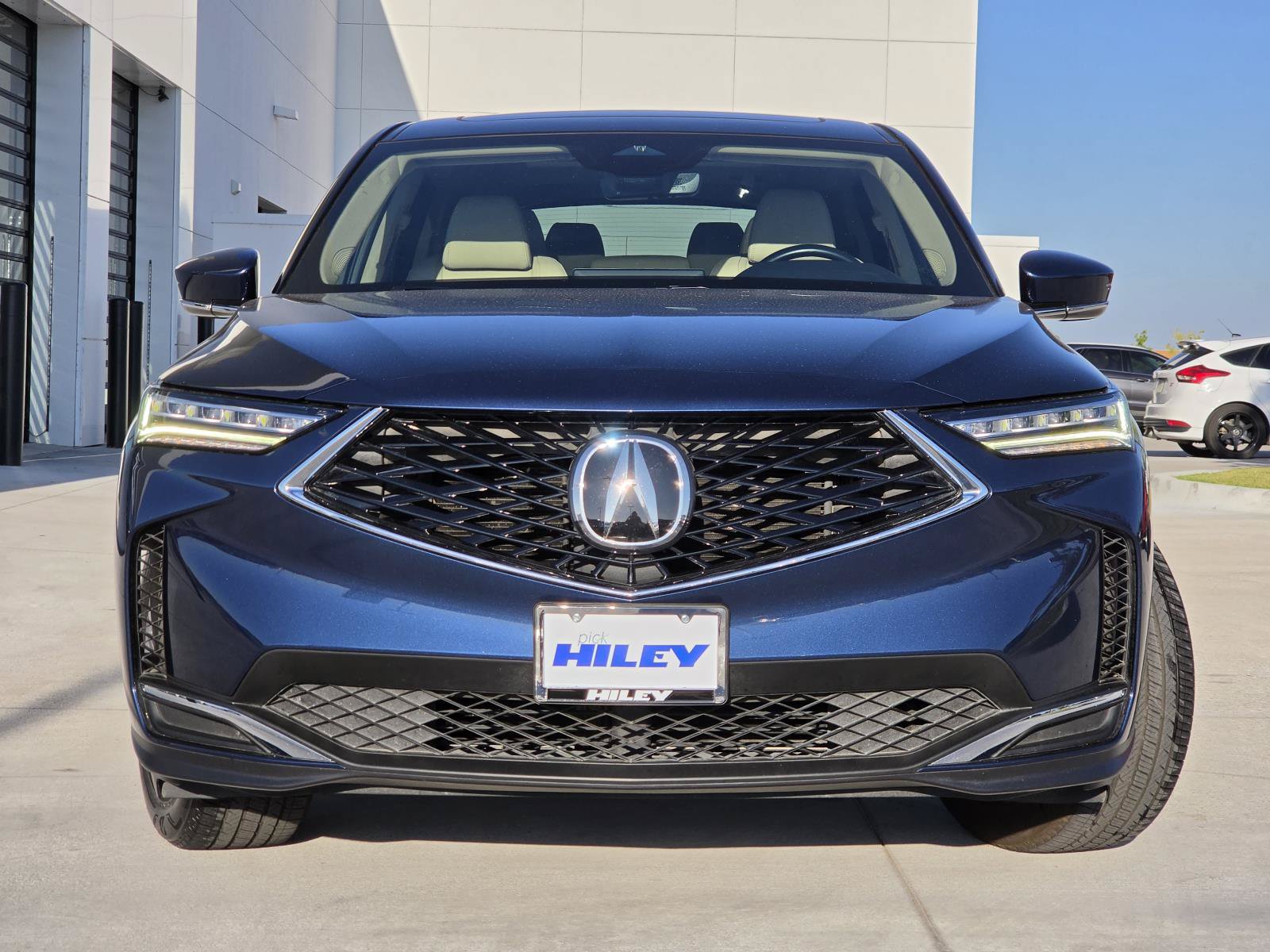 Used 2025 Acura MDX FWD image 2
