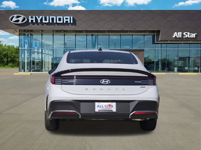 New 2026 Hyundai Sonata Blue FWD image 7