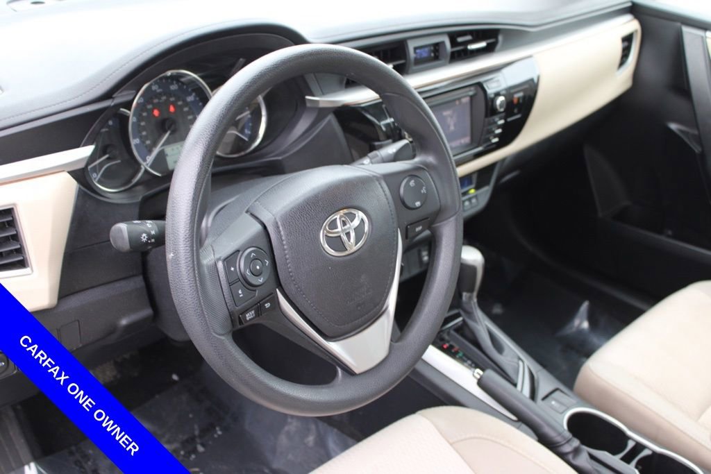 Used 2014 Toyota Corolla LE image 16