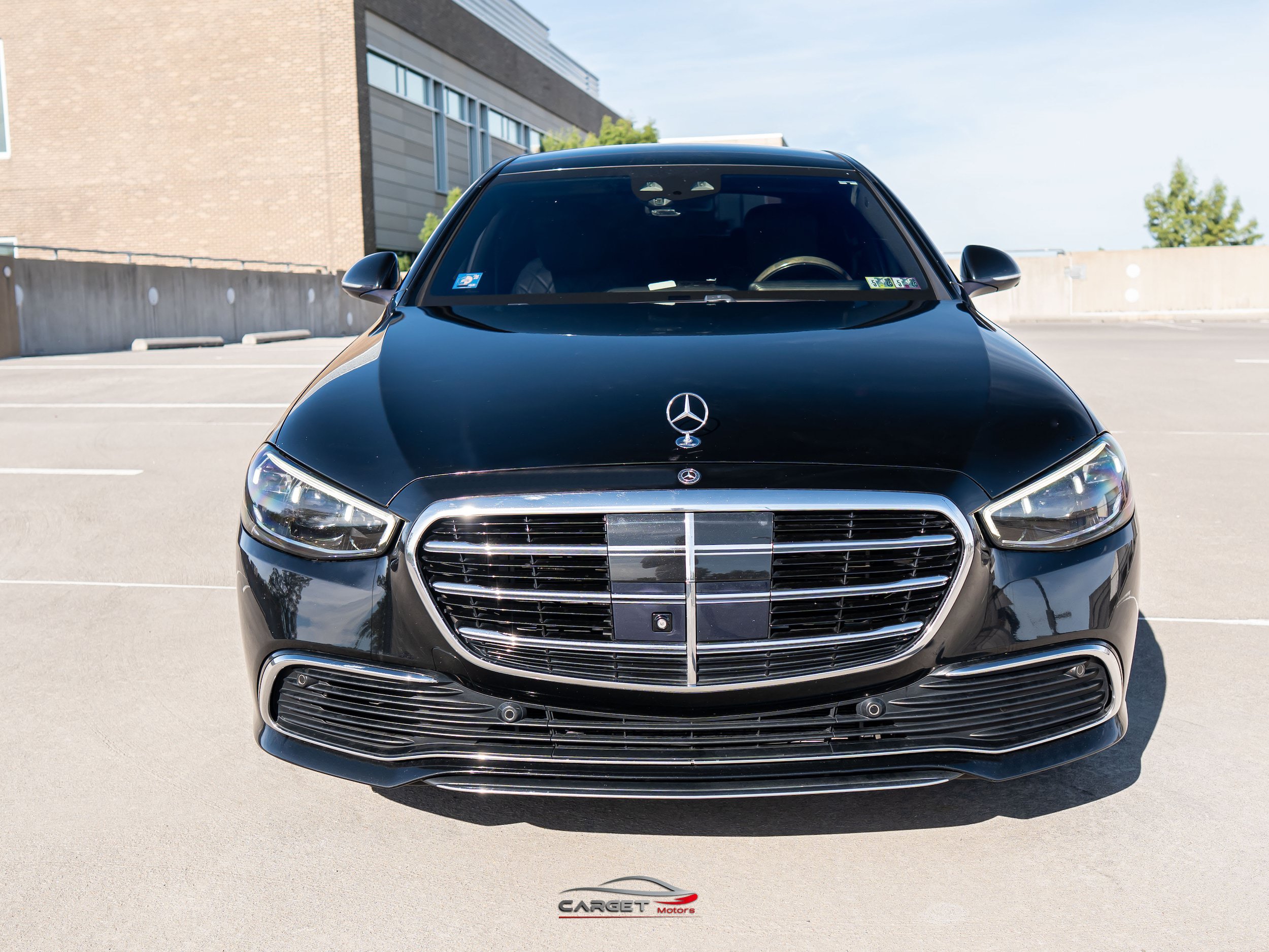 Used 2021 Mercedes-Benz S 580 4MATIC Sedan image 2