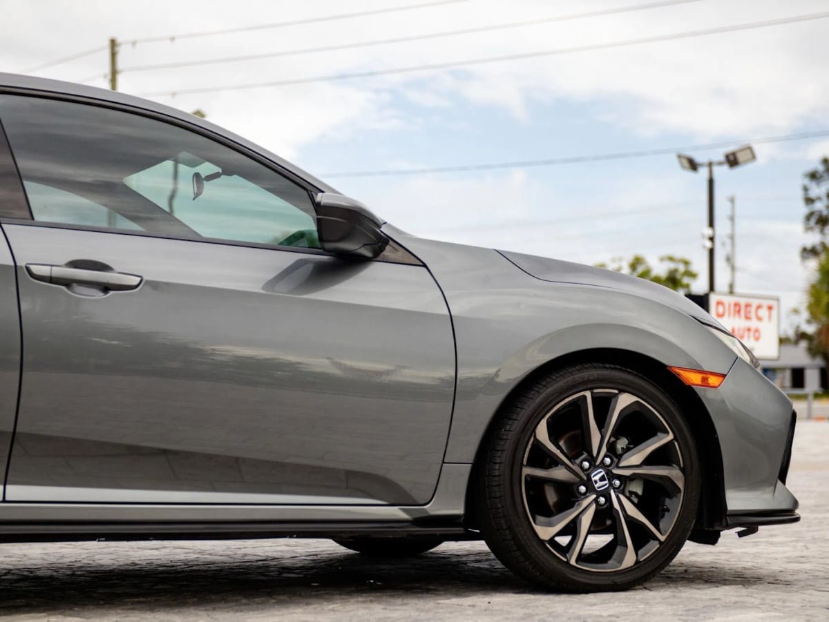 Used 2017 Honda Civic Sport image 17