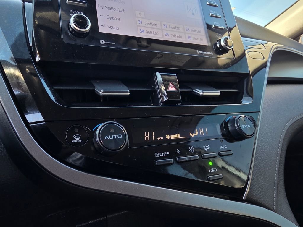 Used 2023 Toyota Camry LE image 17
