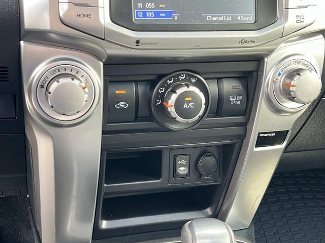 Used 2015 Toyota 4Runner SR5 Premium AWD/4WD image 32