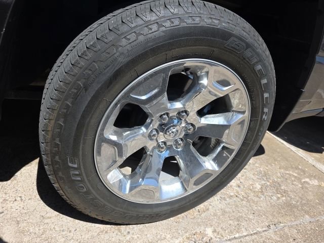 Used 2020 RAM 1500 Lone Star RWD image 14
