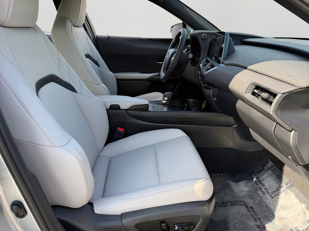 Certified 2026 Lexus UX 300h AWD w/ Cold Area Package image 8