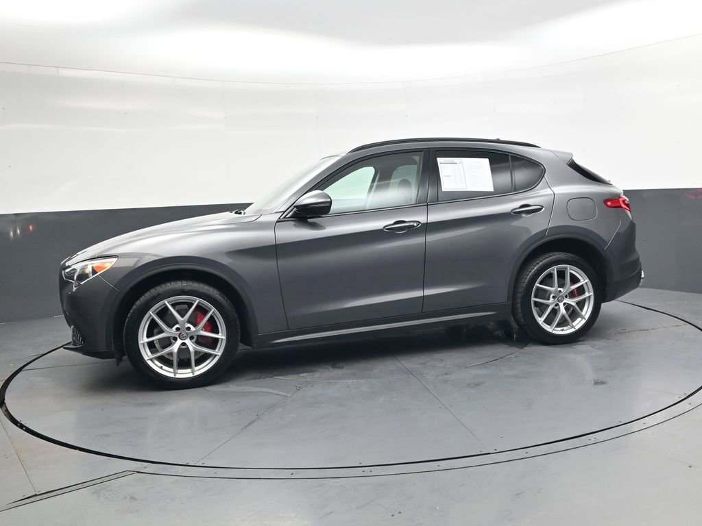 Used 2018 Alfa Romeo Stelvio Sport w/ Quick Order Package 22J Sport image 8