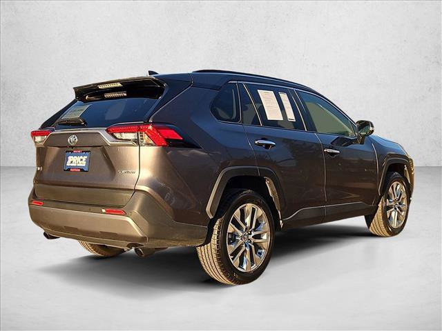 Used 2021 Toyota RAV4 Limited FWD image 5