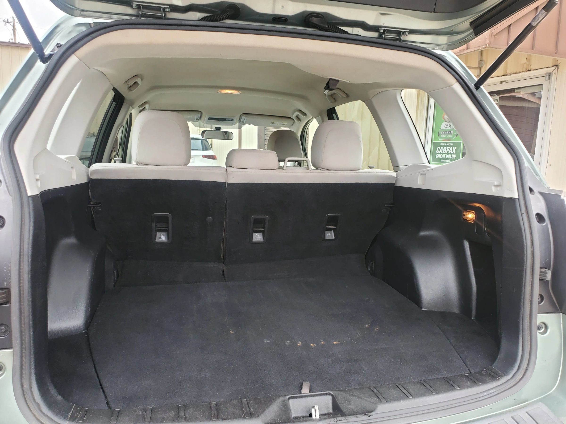 Used 2018 Subaru Forester 2.5i AWD/4WD image 48
