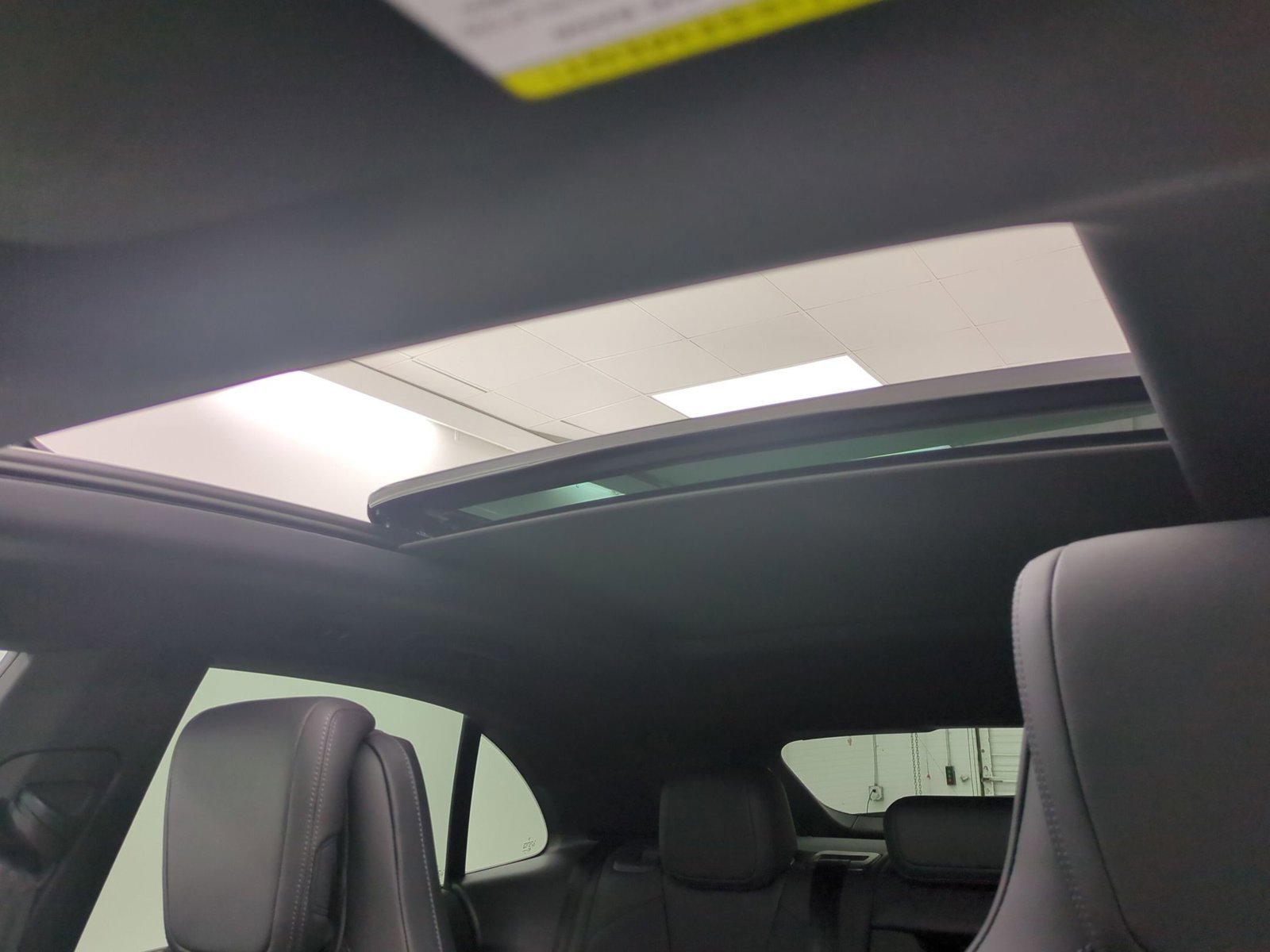 New 2026 Porsche Macan 4 Electric image 26