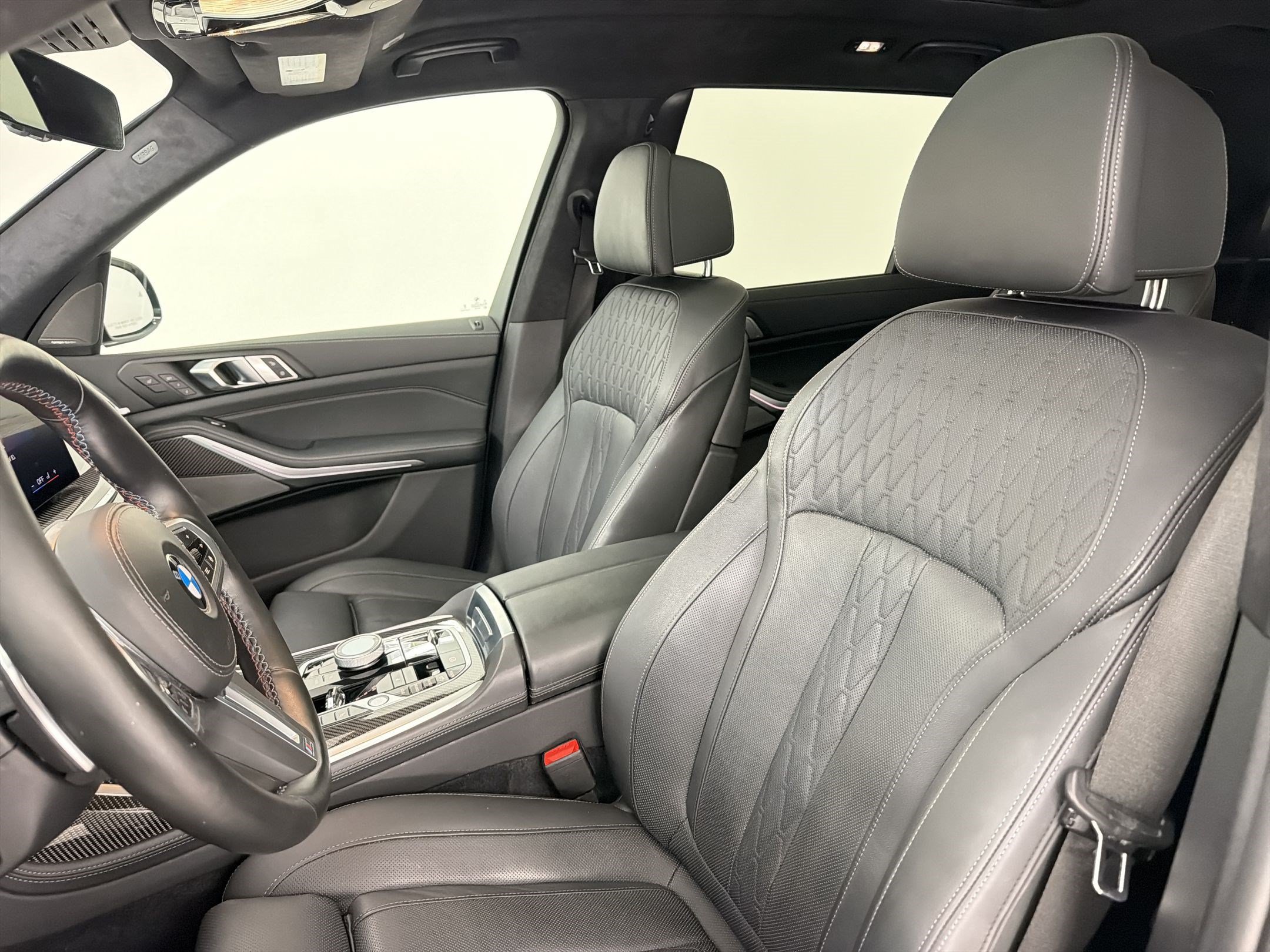 Certified 2024 BMW X7 M60i w/ Executive Package AWD/4WD image 5