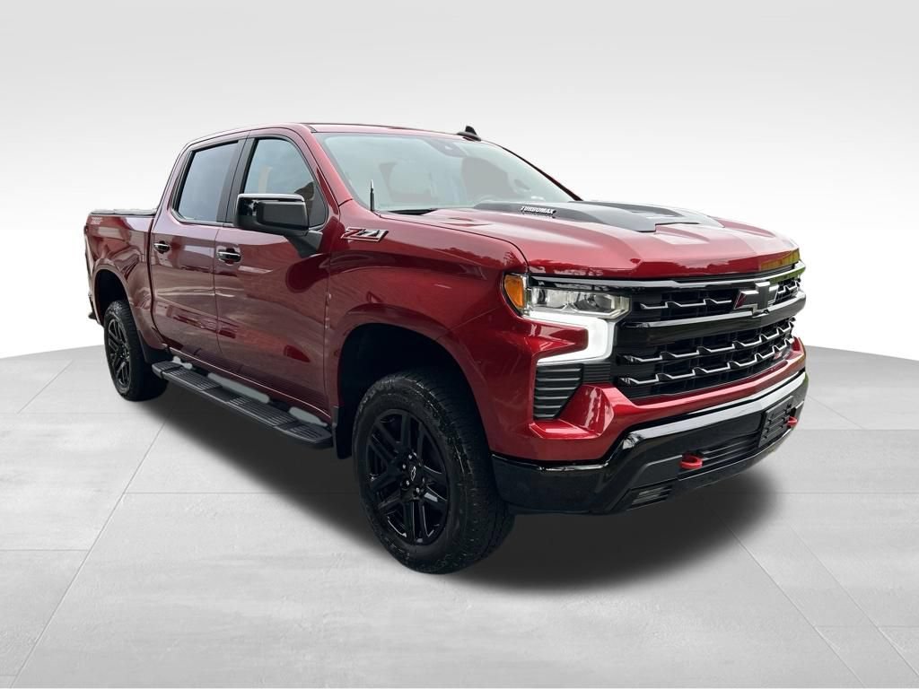 Used 2025 Chevrolet Silverado 1500 LT Trail Boss w/ Protection Package AWD/4WD image 8