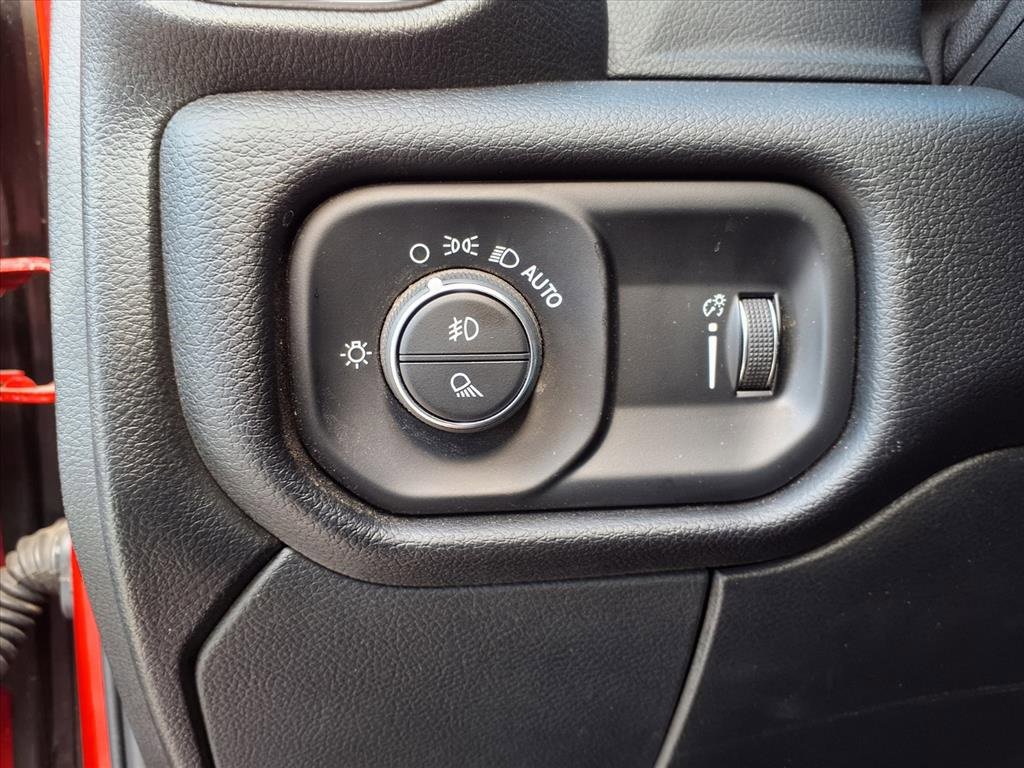 Used 2024 RAM 2500 Big Horn w/ Bed Utility Group image 27