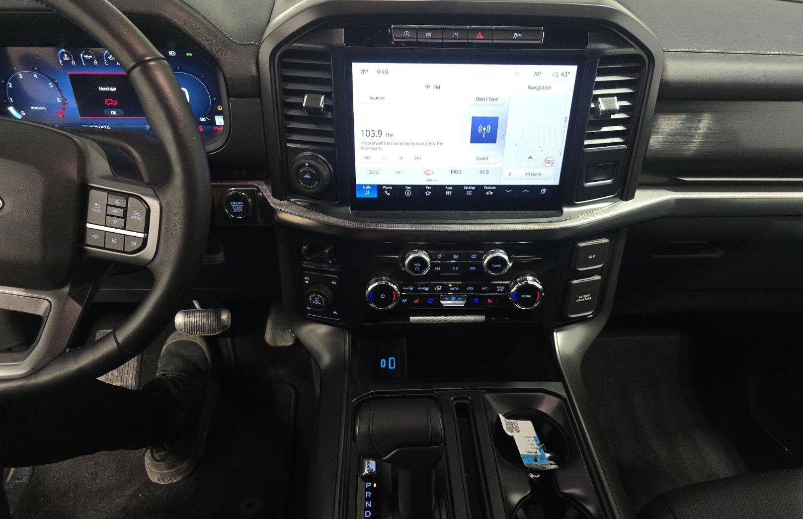 Used 2024 Ford F150 Lariat image 14