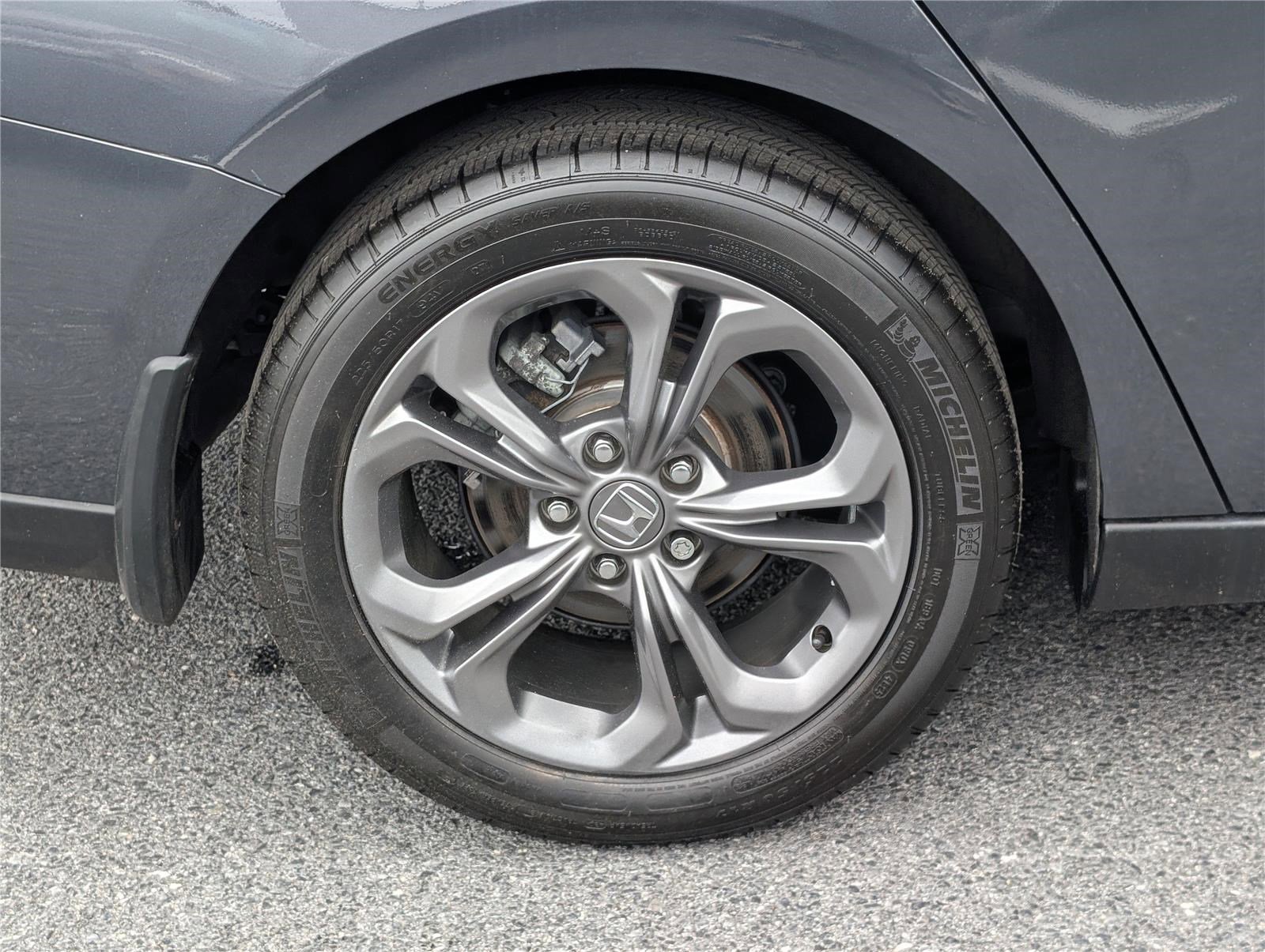 Used 2023 Honda Accord EX image 9
