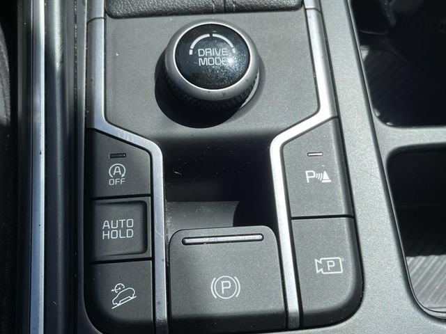 Certified 2024 Kia Sorento S FWD image 40