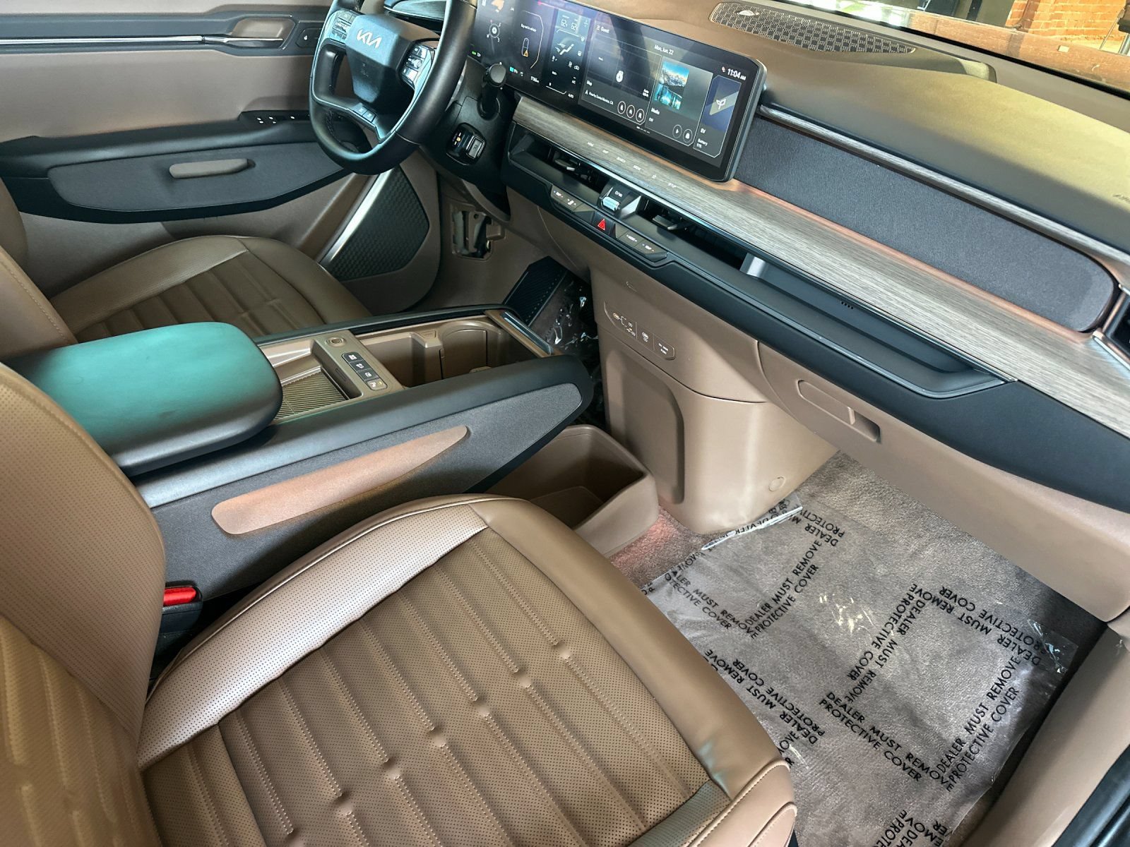 Certified 2024 Kia EV9 Land AWD/4WD image 23