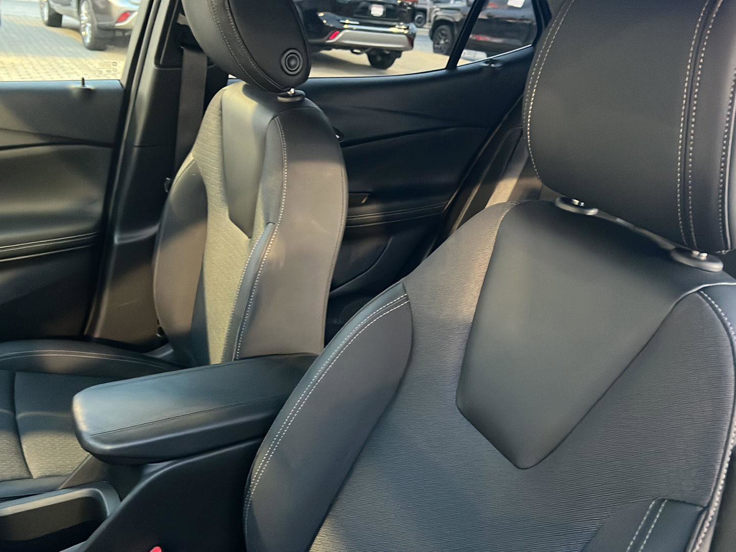 Used 2025 Buick Encore GX Preferred image 29