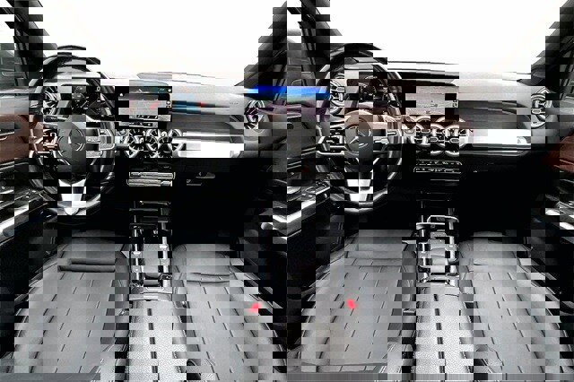 Certified 2022 Mercedes-Benz GLB 250 4MATIC image 10