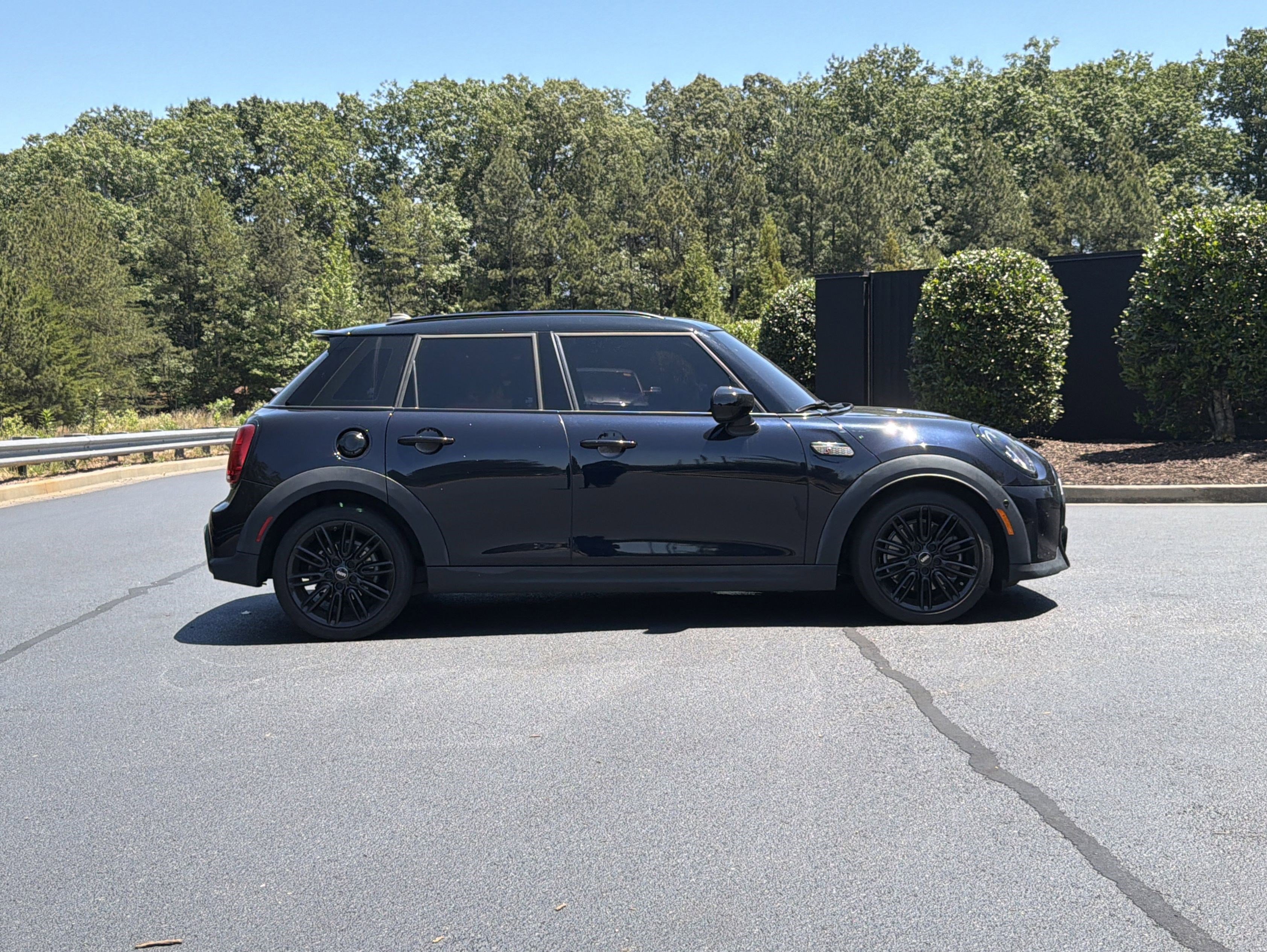 Used 2023 MINI Cooper S FWD image 5